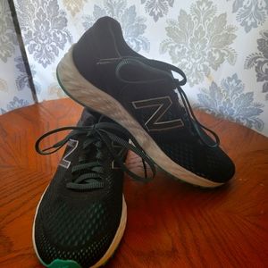 Women's New Balance Fresh Foam Arishi v2